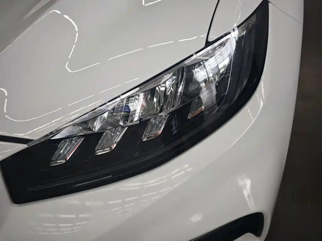 Geely Boyue — миниатюра 10