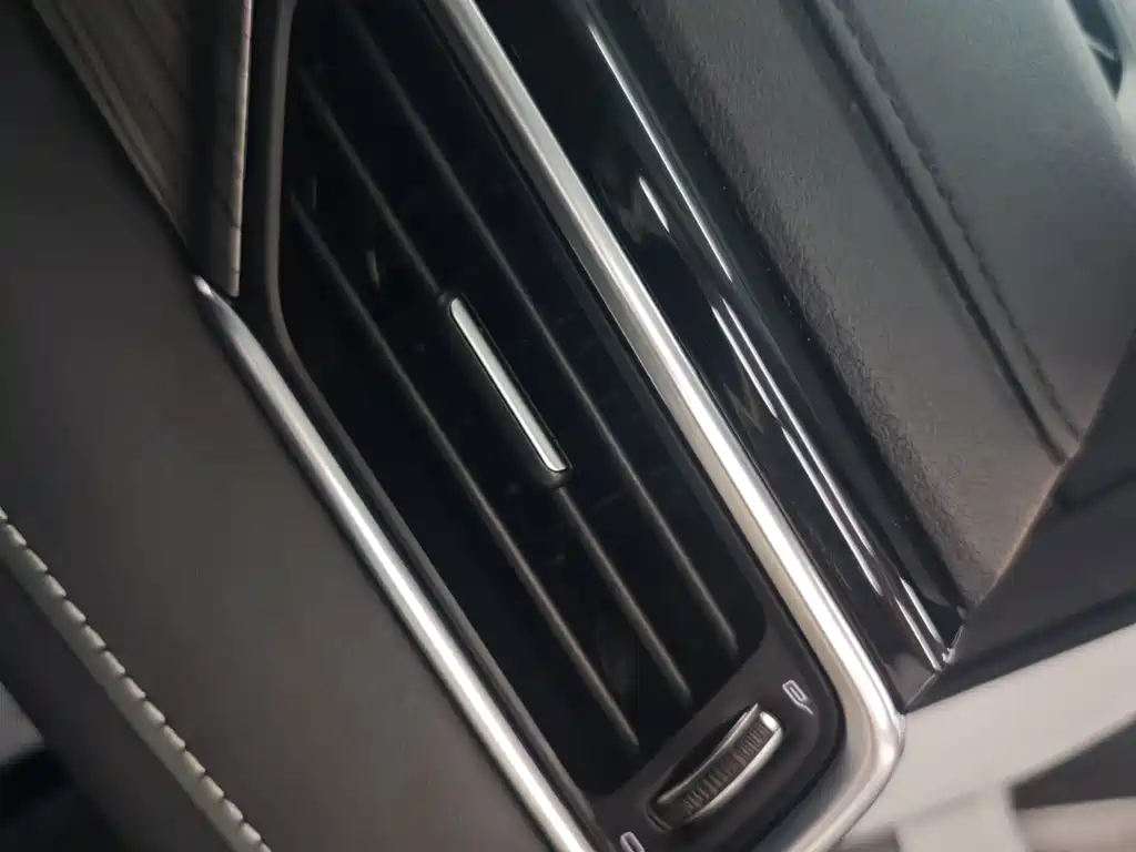 Geely Boyue — миниатюра 24