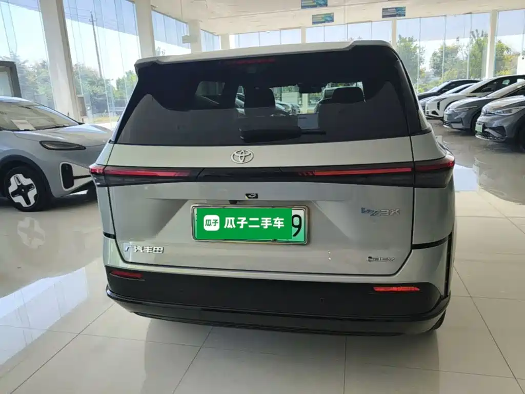 Toyota bZ3X — миниатюра 6