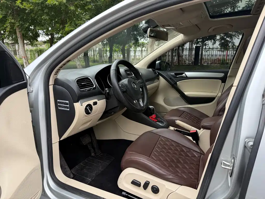 Volkswagen Golf — миниатюра 9