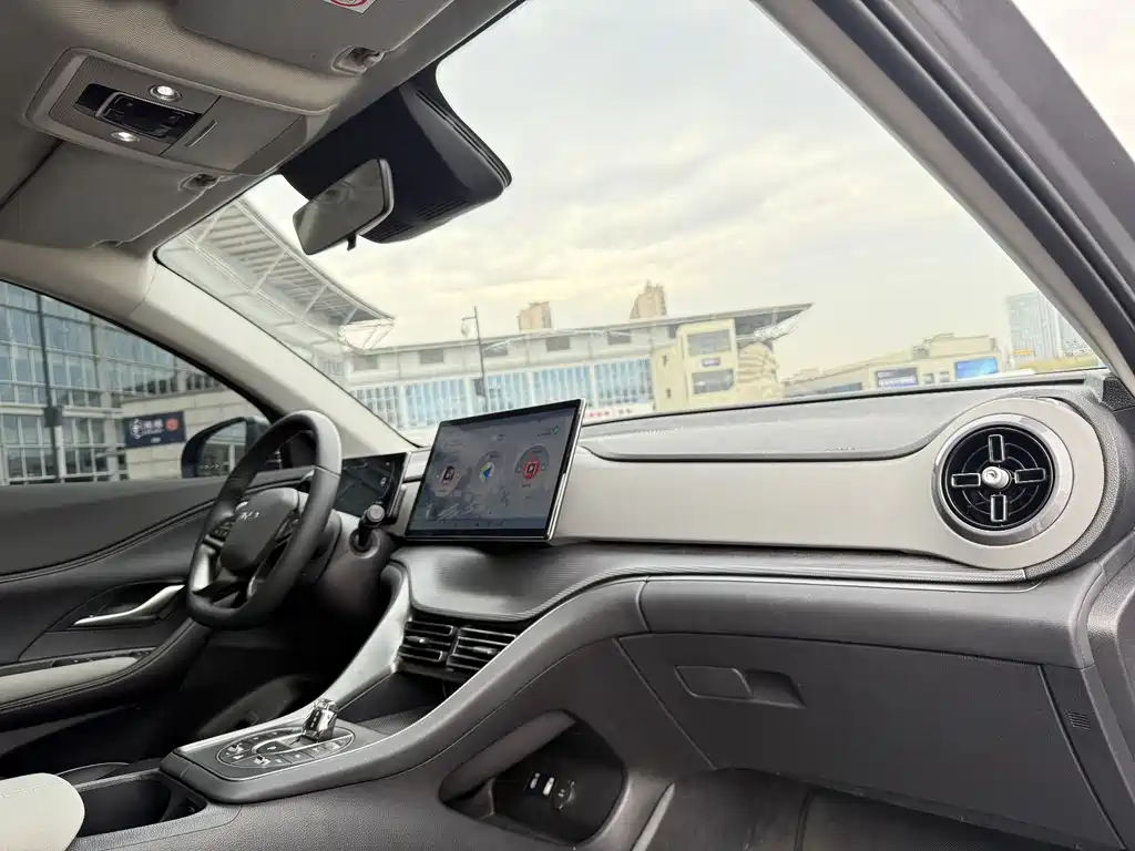 BYD SEA LION 05 DM I