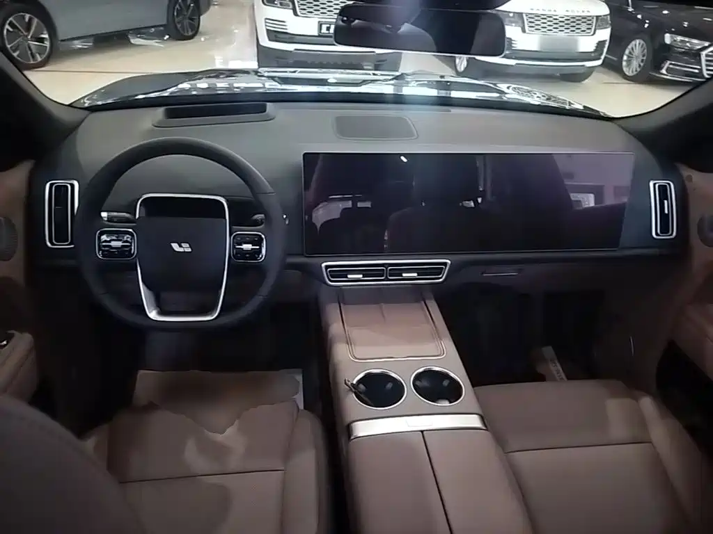 Li Auto Li L8 — миниатюра 10