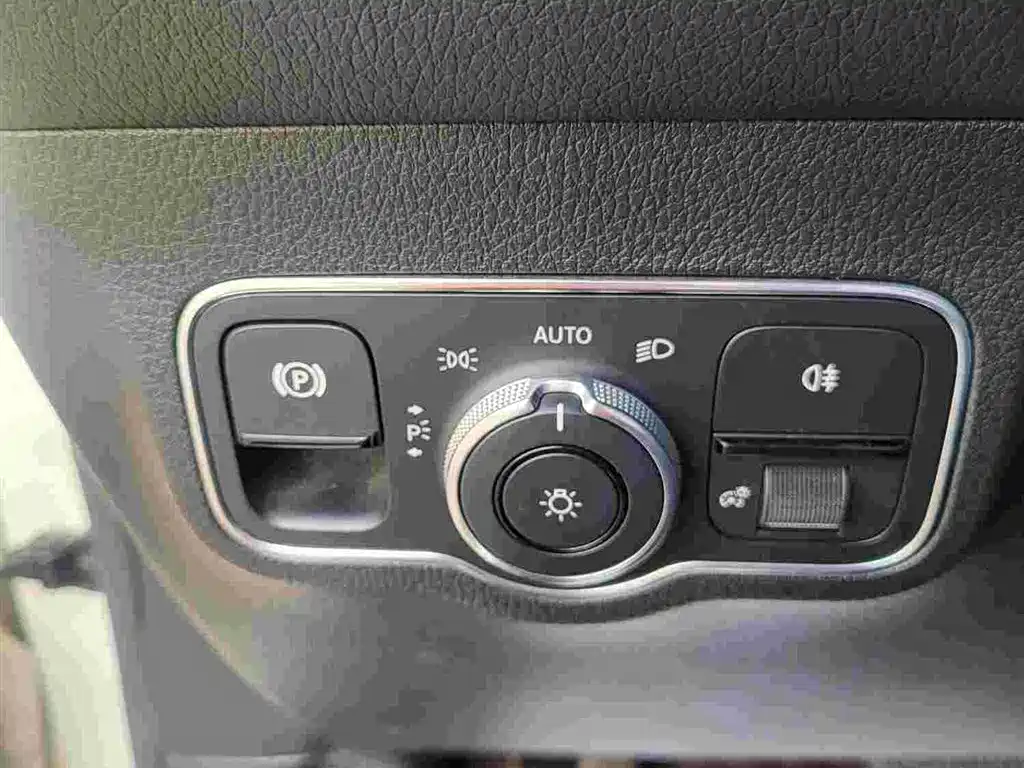 Mercedes-Benz GLB 2020 GLB 200 Fashion