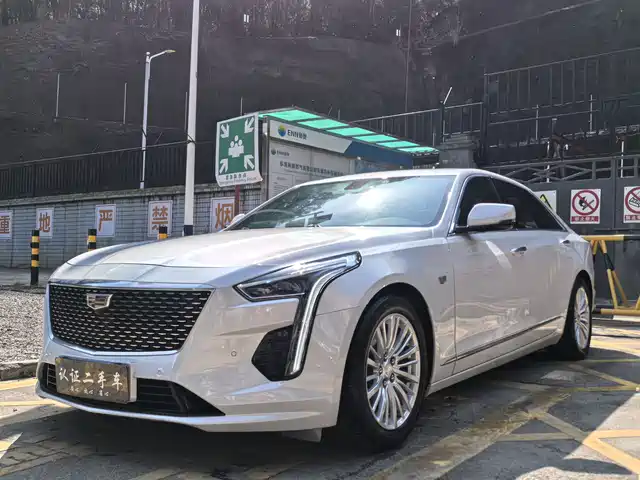 CADILLAC CT6 2020
