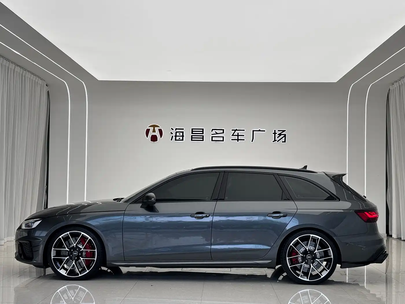 Audi S4