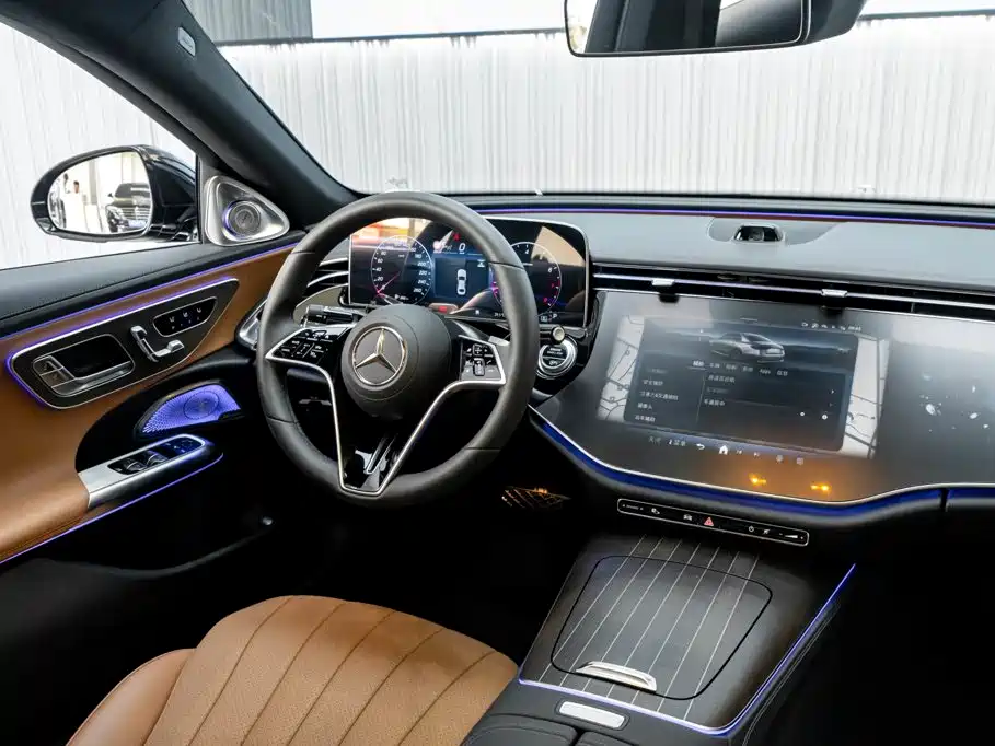 Mercedes-Benz E-Class — миниатюра 27