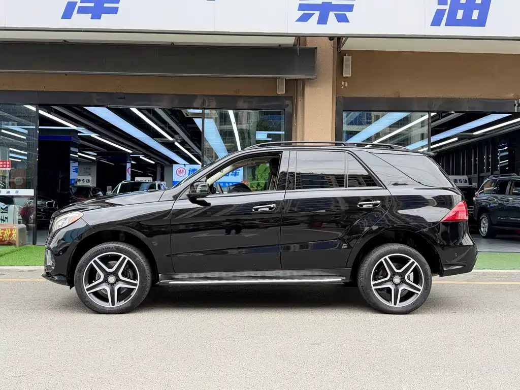 MERCEDES-BENZ GLE