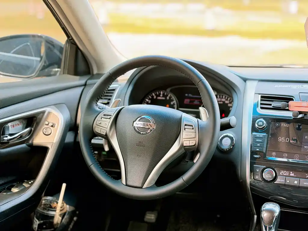 Nissan Teana — миниатюра 4
