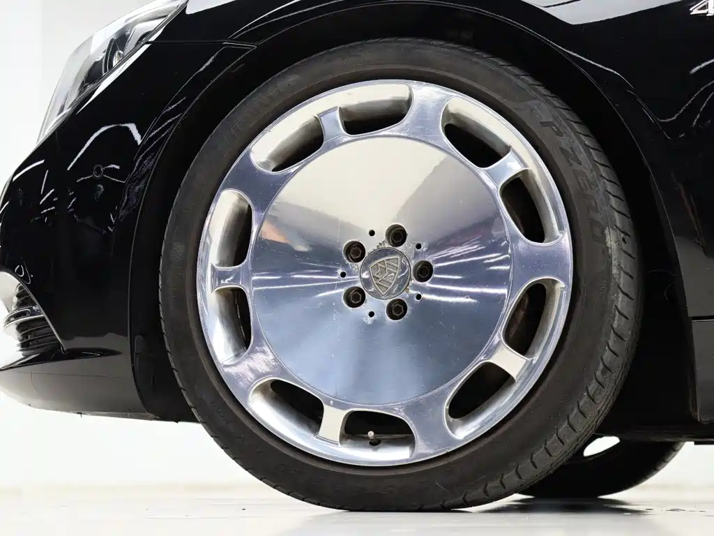 Mercedes-Benz S-Class — миниатюра 32