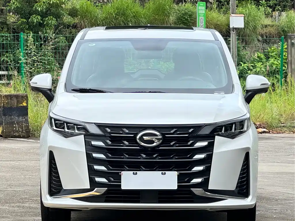 GAC Motor Trumpchi M6 — миниатюра 2