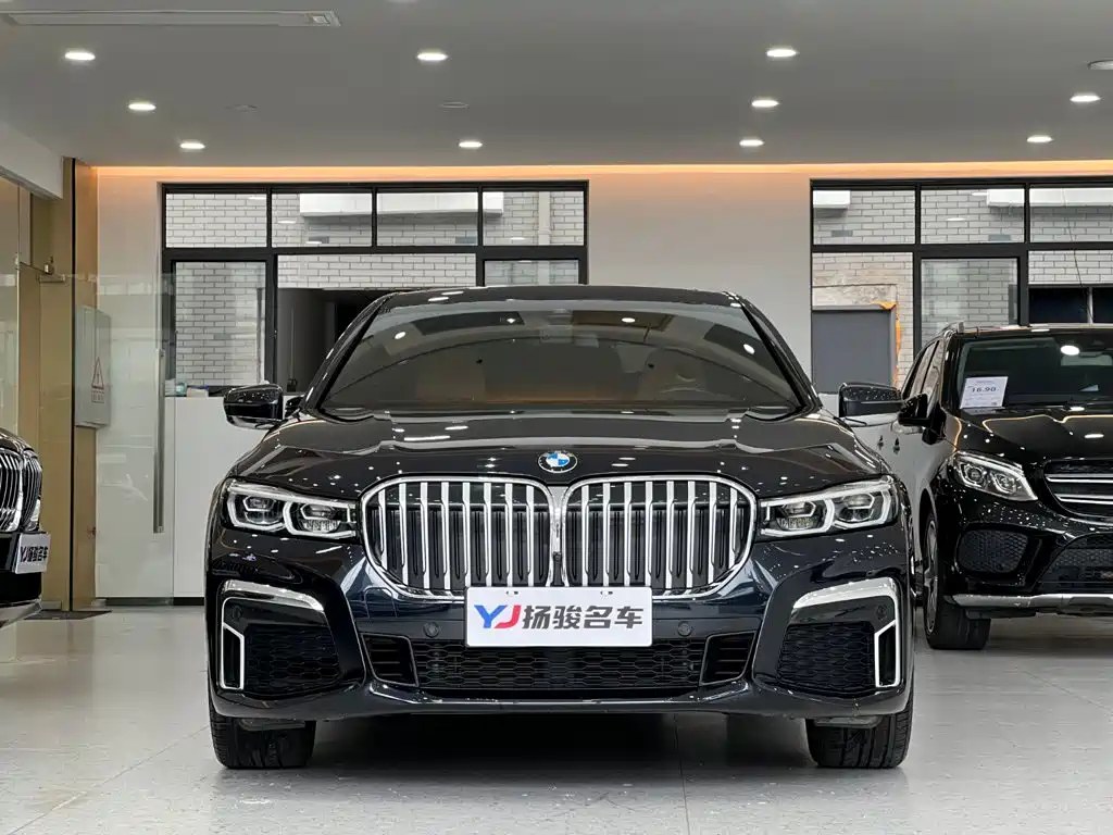 BMW 7 Series — миниатюра 2