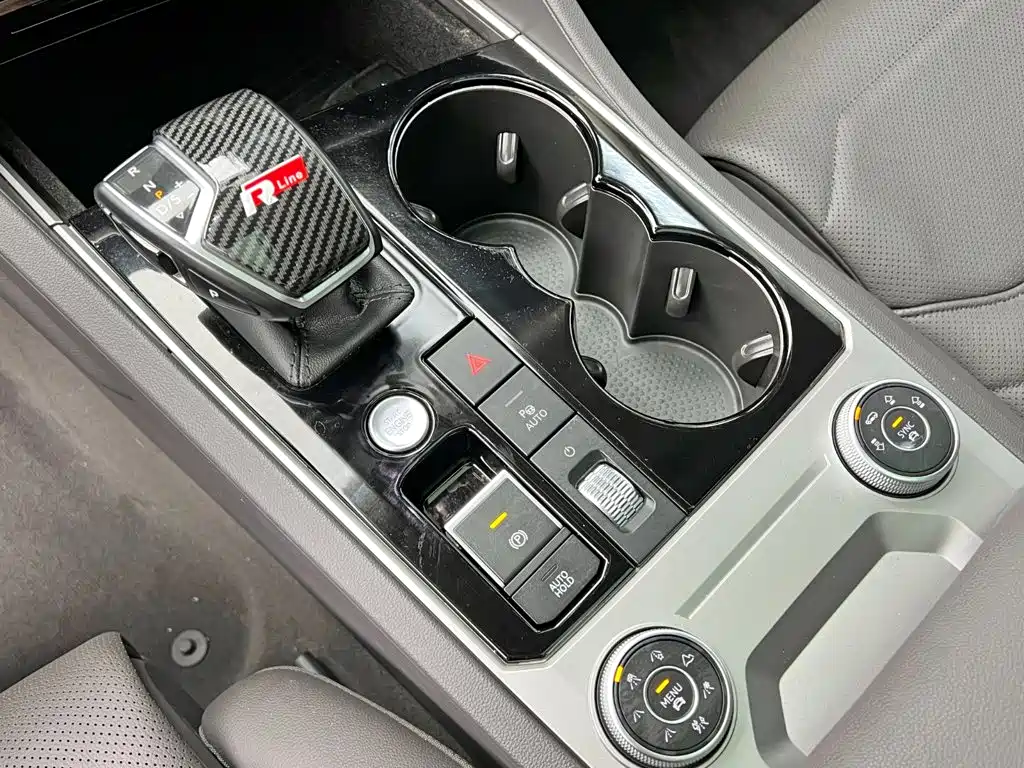 Volkswagen Touareg — миниатюра 19