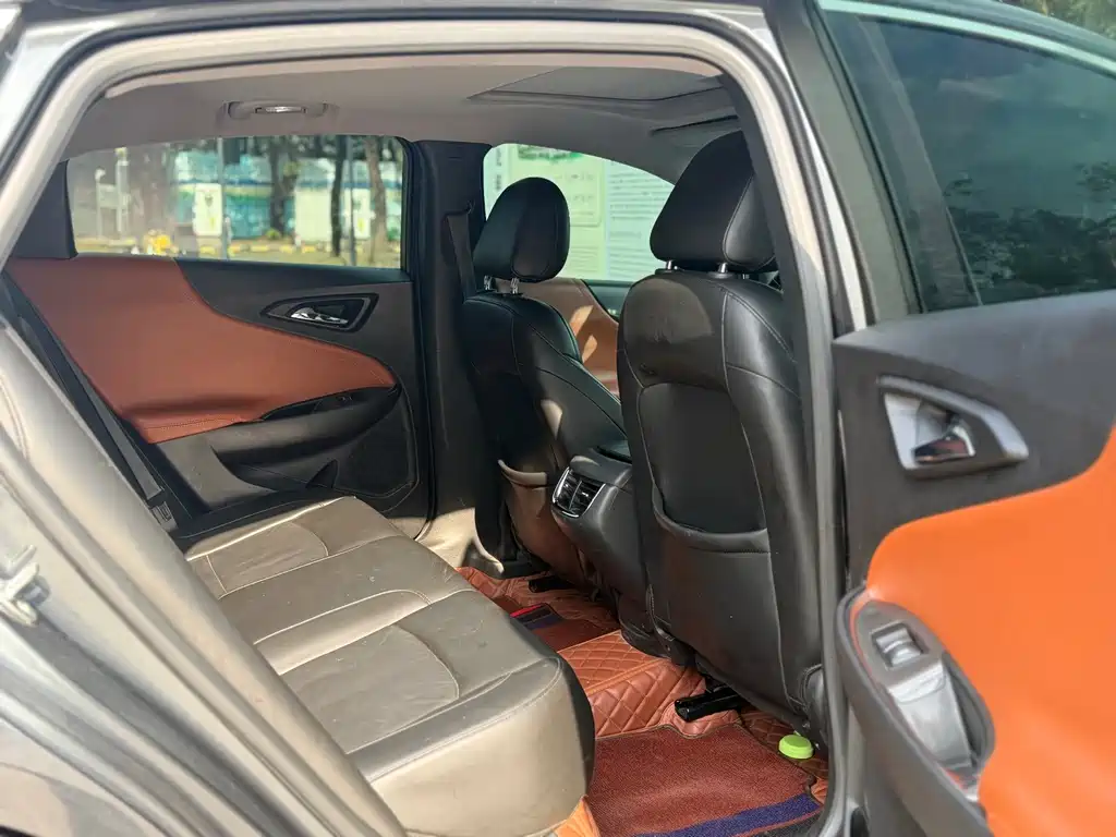 Chevrolet Malibu XL — миниатюра 7