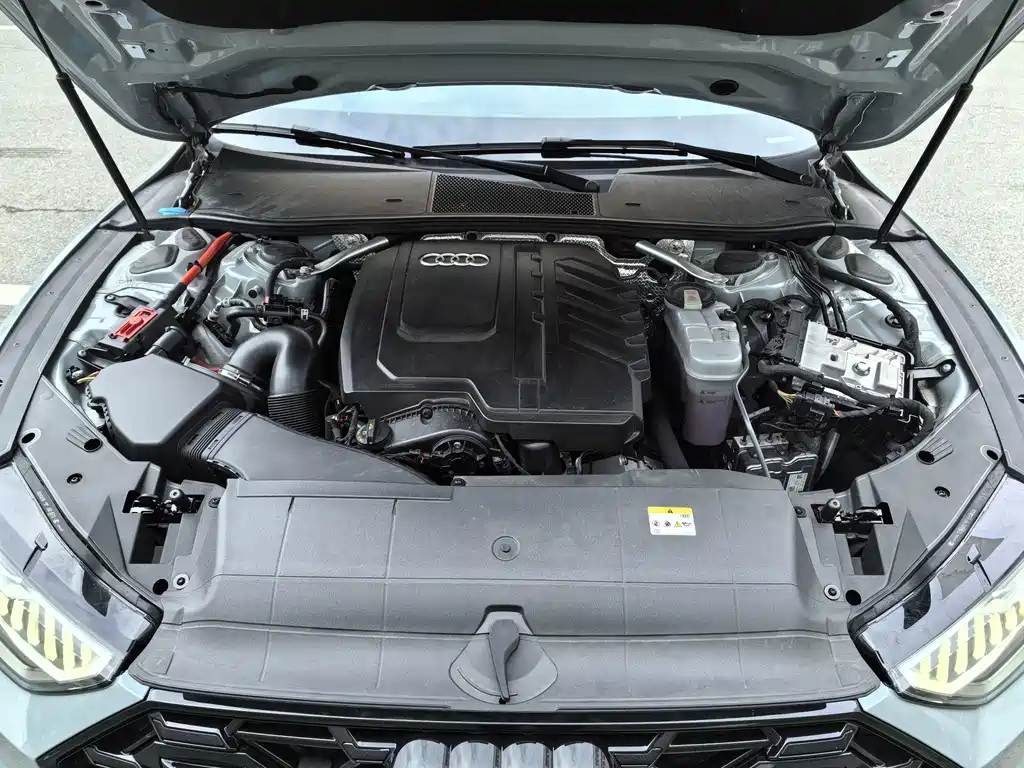 Audi A7L — миниатюра 3