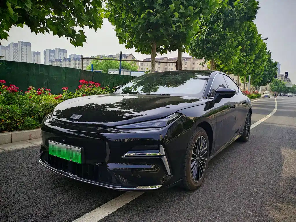 Galaxy Galaxy Xingyao 8 2025