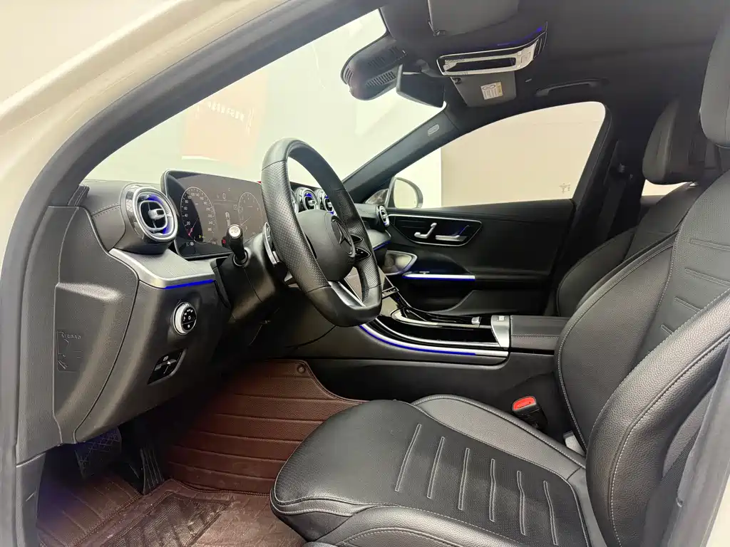 Mercedes-Benz C-Class — миниатюра 14