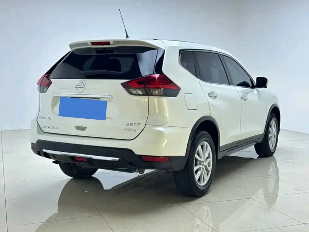 Nissan X-Trail — миниатюра 9
