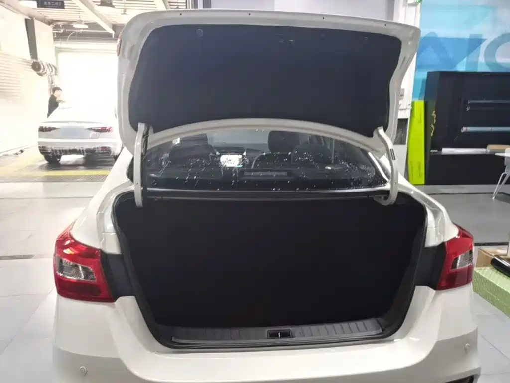 Nissan Sylphy — миниатюра 19