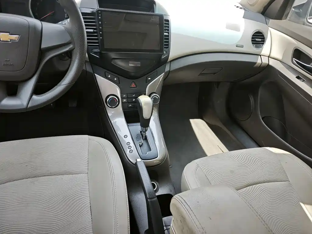 Chevrolet Cruze — миниатюра 9