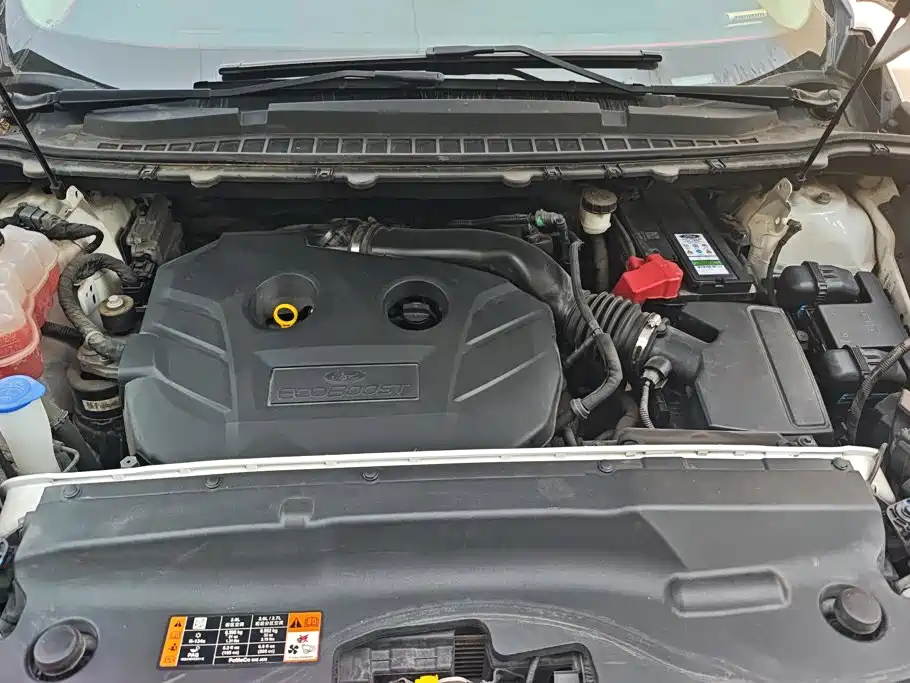Ford Edge — миниатюра 10