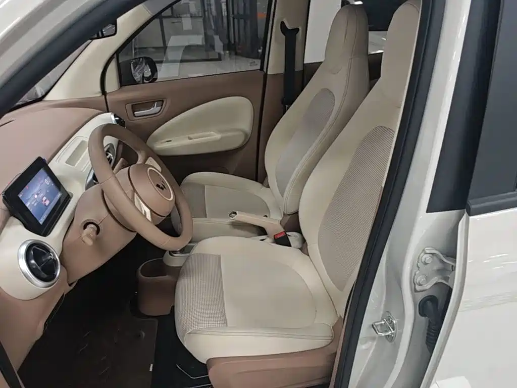 Wuling MINIEV — миниатюра 15