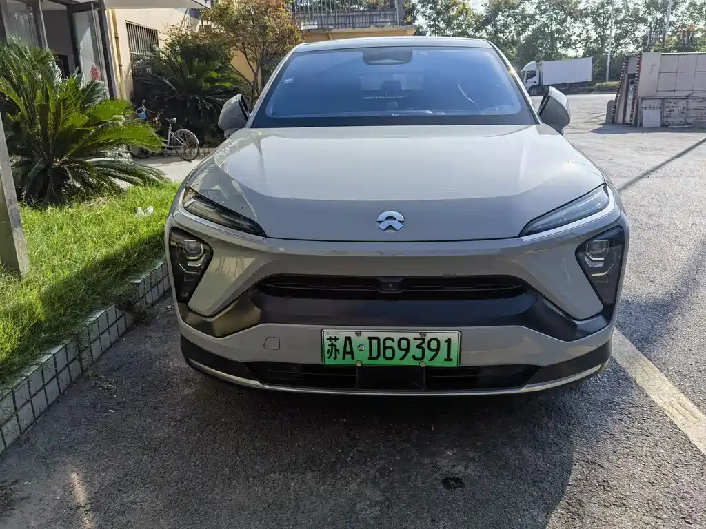 Nio EC6 2021