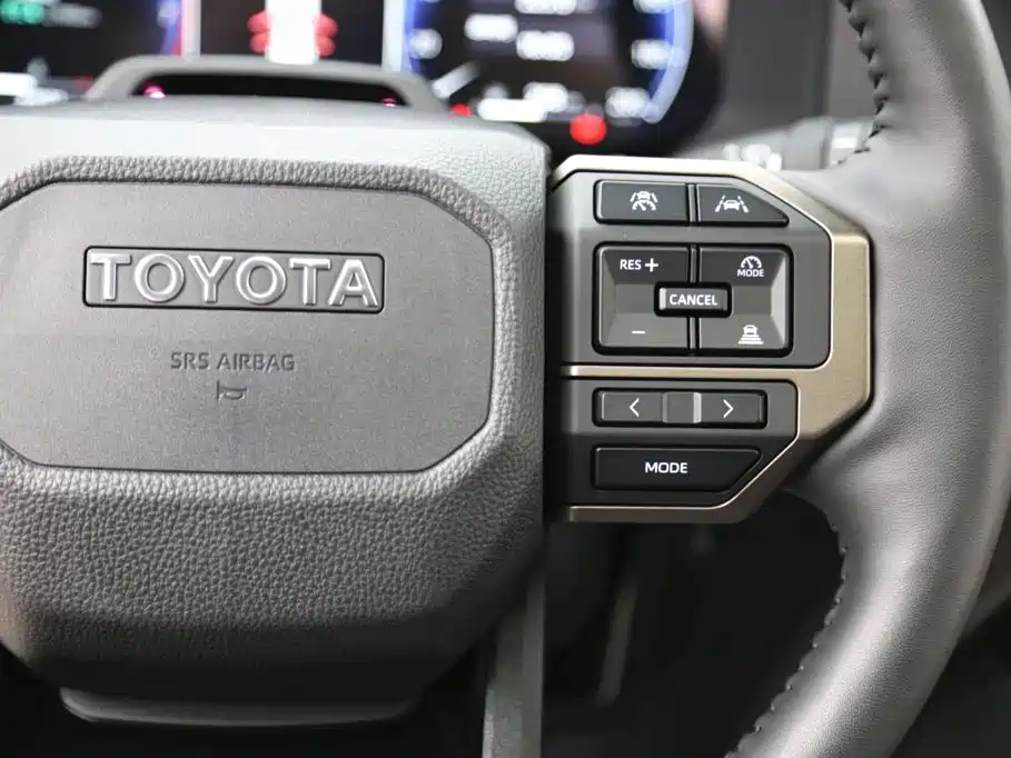 Toyota Prado — миниатюра 17