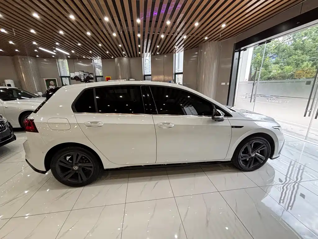 Volkswagen Golf 2023 280TSI DSG R-Line Lite