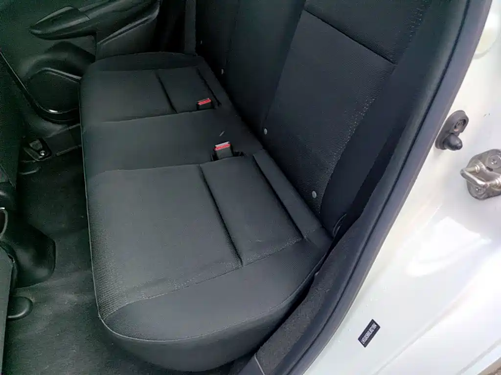 Honda Fit — миниатюра 17