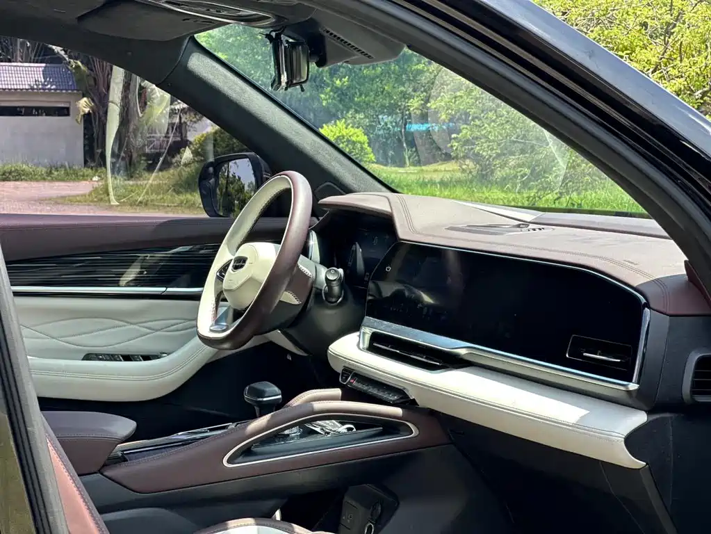 Geely Xingyue L — миниатюра 14