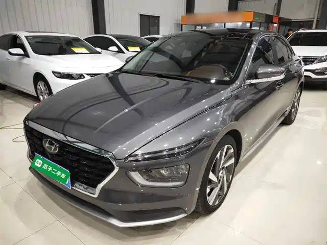 HYUNDAI NAME PICTURE