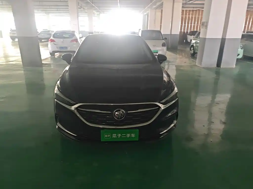 Buick LaCrosse — миниатюра 2