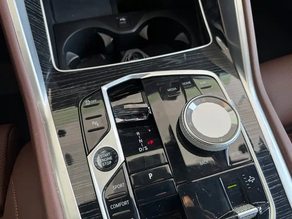 BMW X6 — миниатюра 15