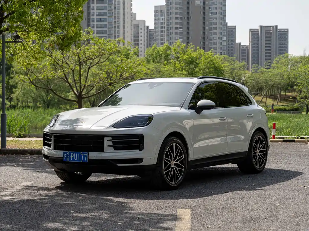 Porsche Cayenne 2025