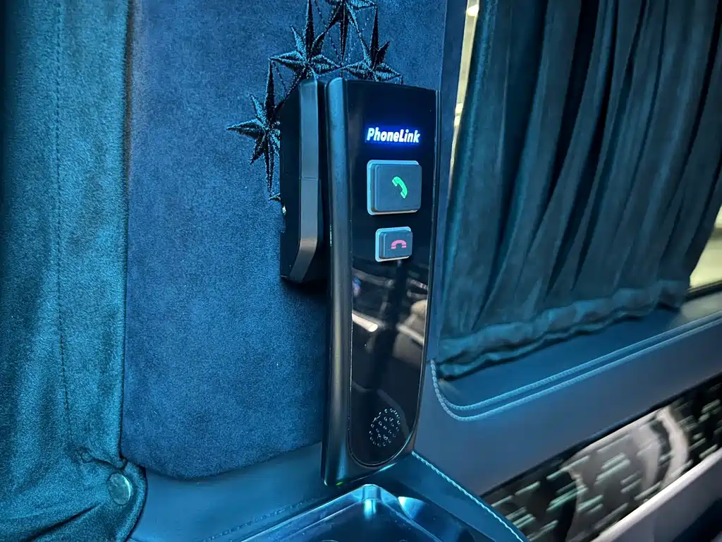 MERCEDES-BENZ V CLASS