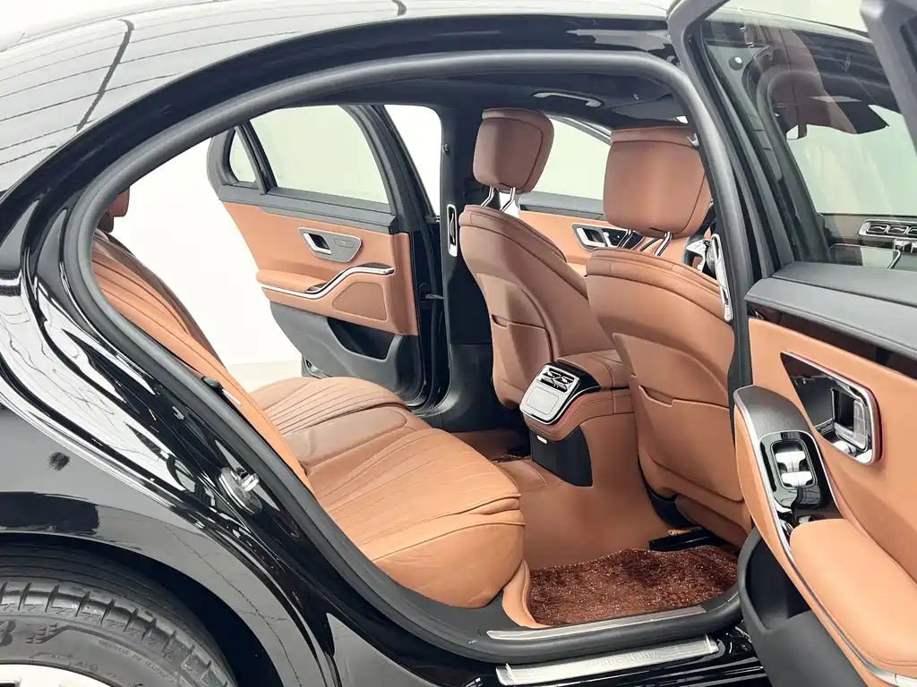 Mercedes-Benz S-Class — миниатюра 9