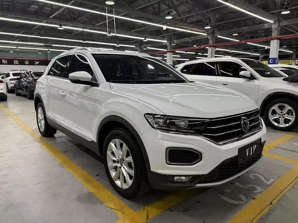 Volkswagen T-Roc — миниатюра 3