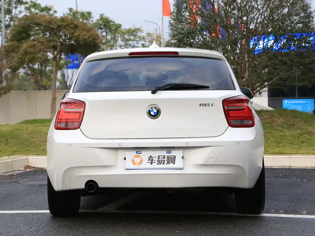 BMW 1 Series (Import) — миниатюра 20