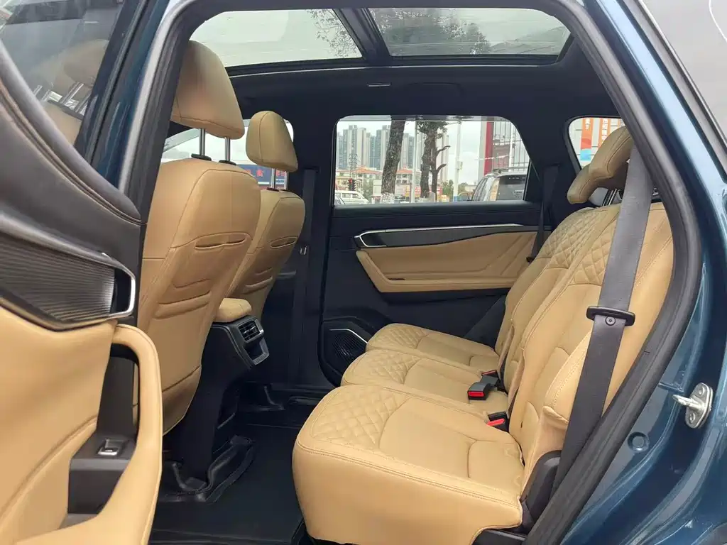 GEELY AUTOMOBILE HAOYUE L