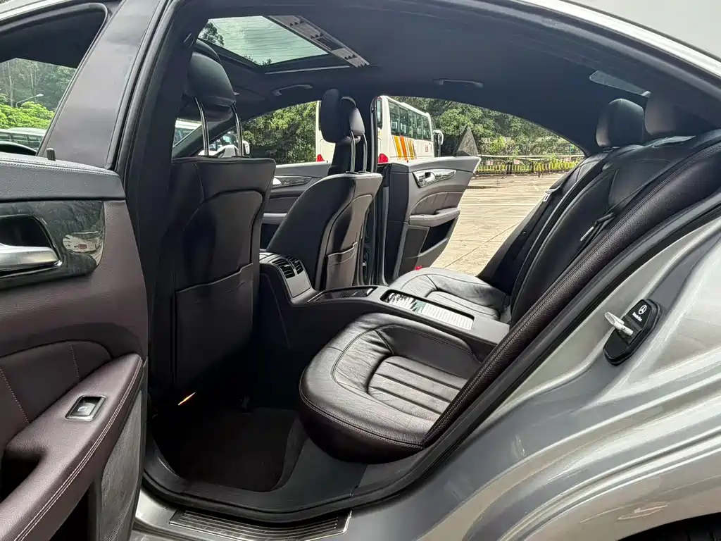 Mercedes-Benz CLS — миниатюра 6