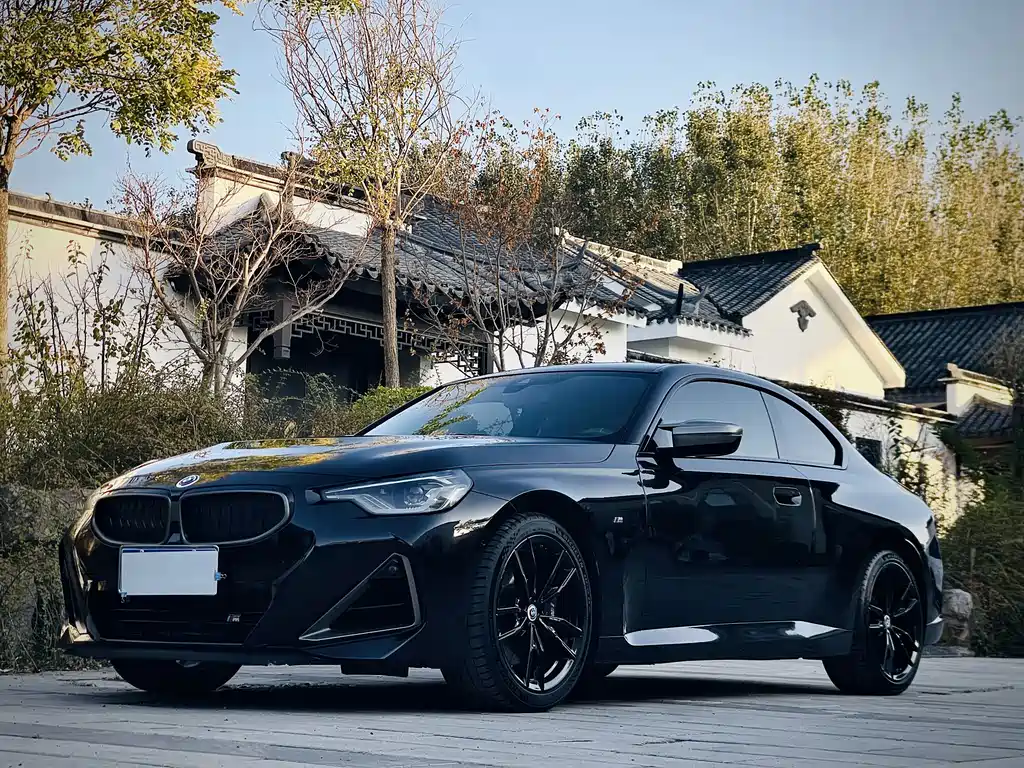 BMW M240I