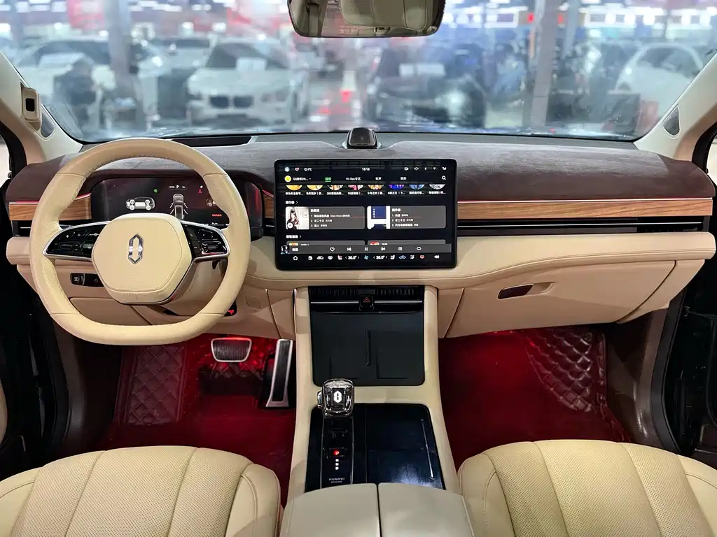 AITO ASK THE WORLD M7