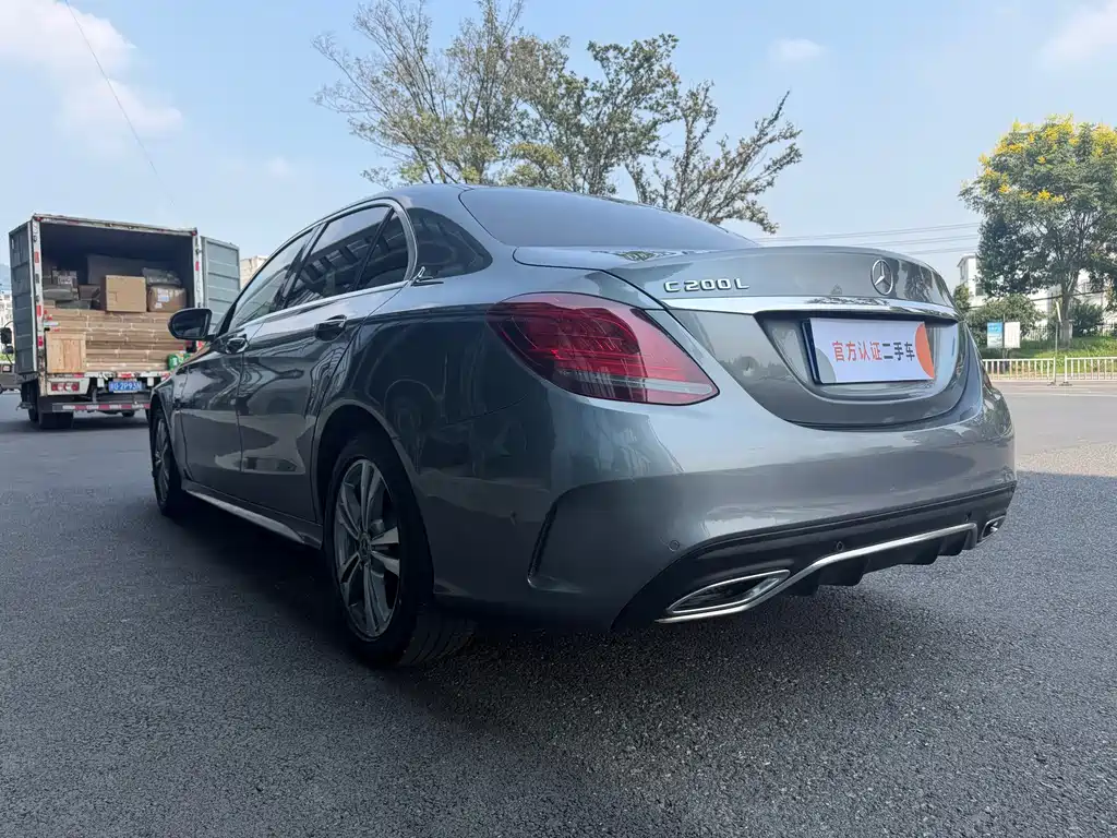 Mercedes-Benz C-Class — миниатюра 13