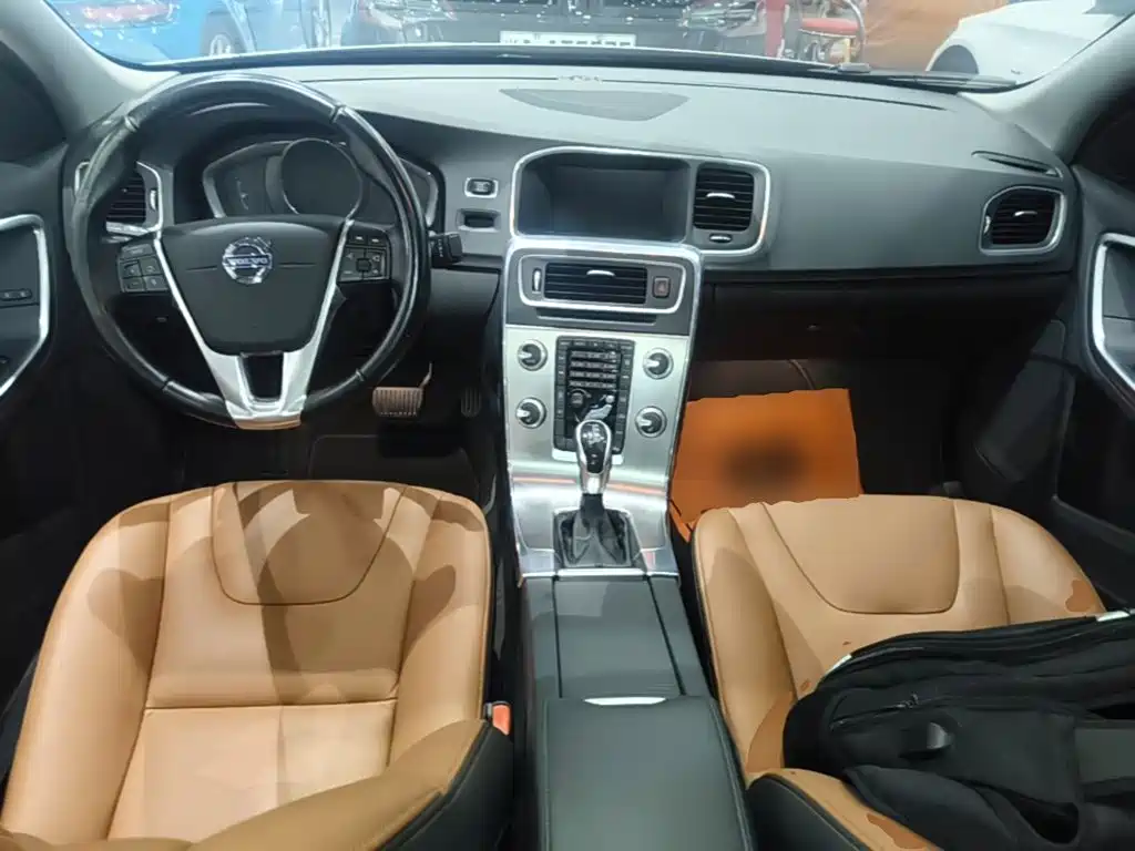 Volvo S60 — миниатюра 10