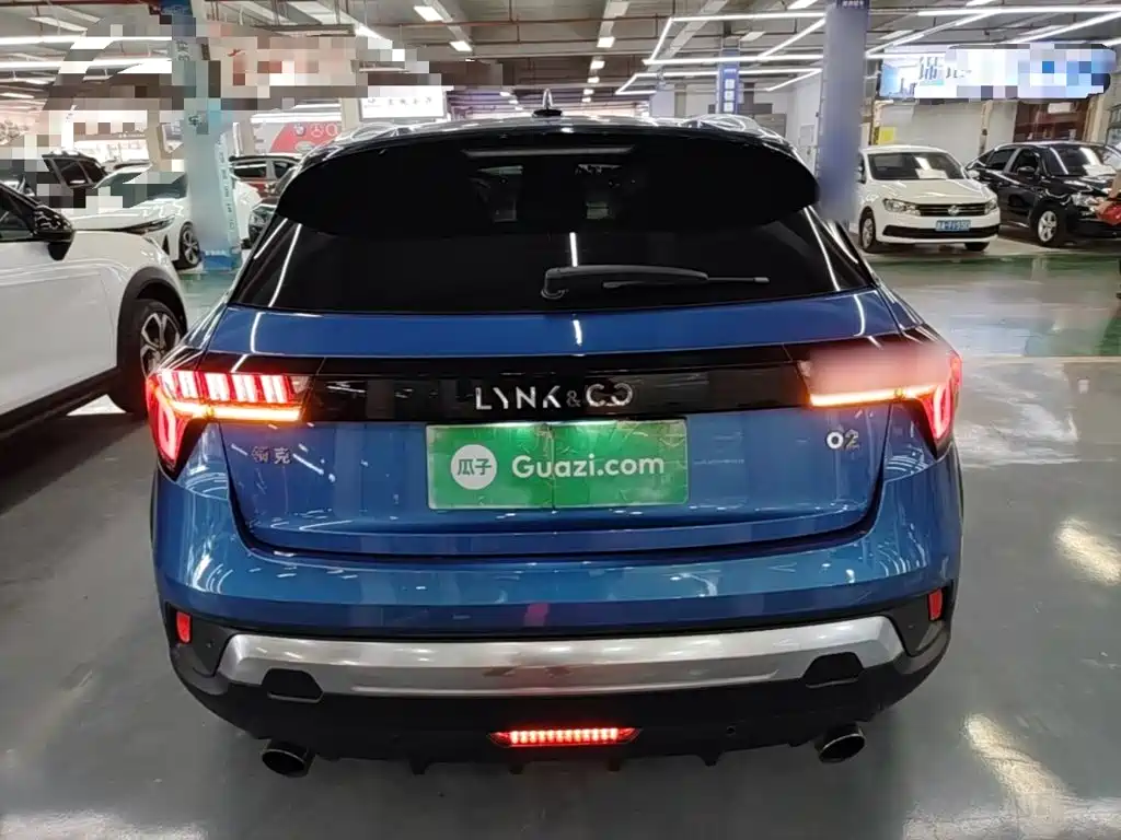 Lynk & Co 02 — миниатюра 6