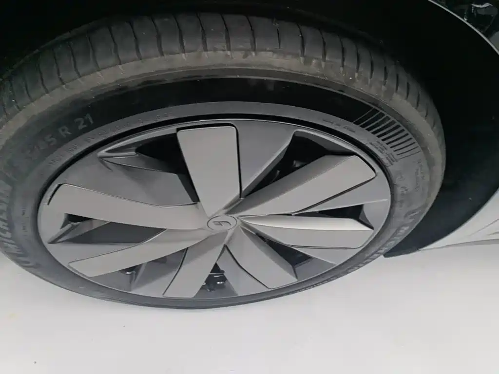 Li Auto Li i8 — миниатюра 23