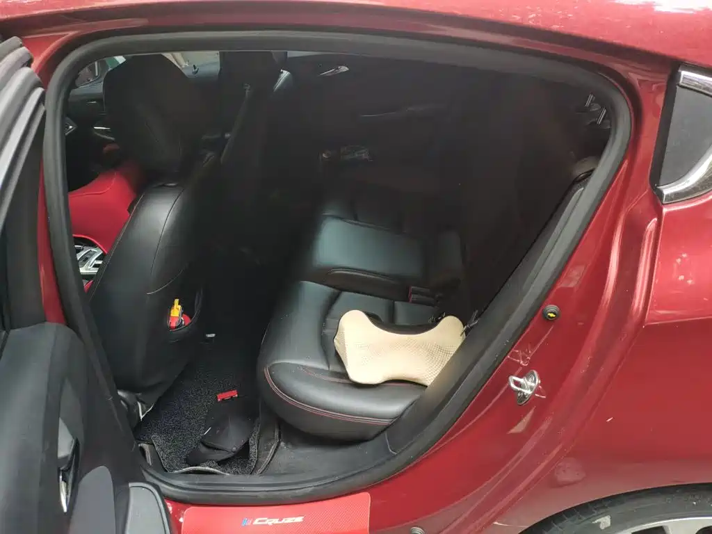 Chevrolet Cruze — миниатюра 15