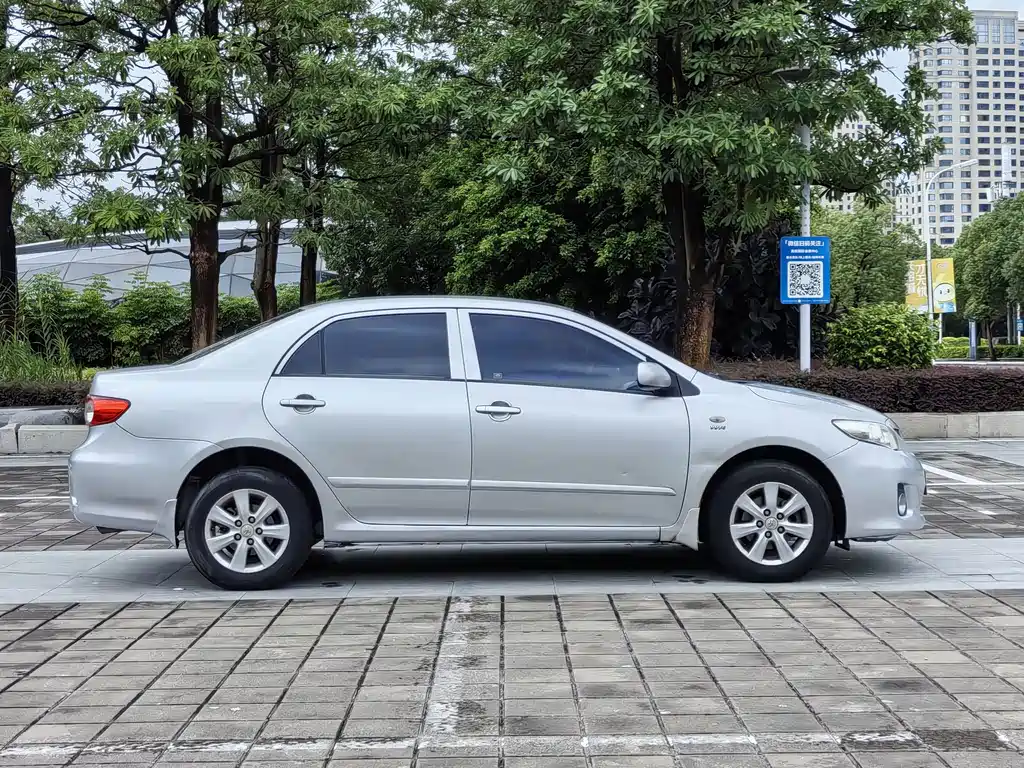 Toyota Corolla — миниатюра 4