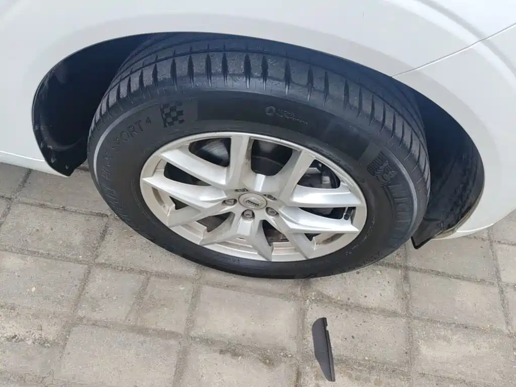 Volvo XC60 — миниатюра 12