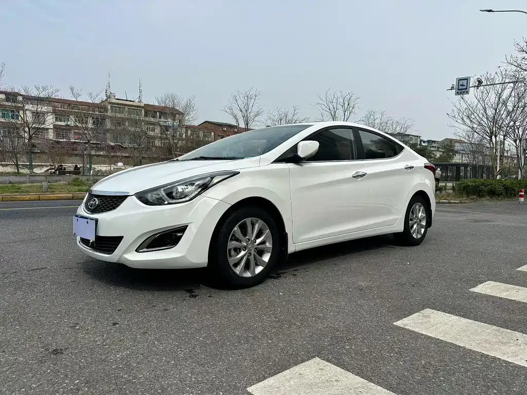 Hyundai Elantra Langdong 2016